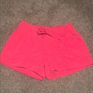 Lululemon shorts size 6